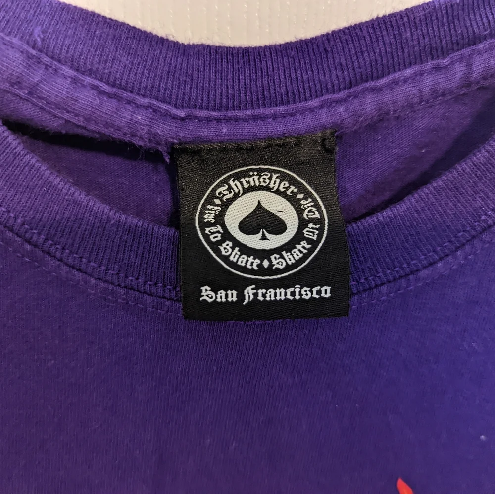 Tshirt - Picture 2 of 5